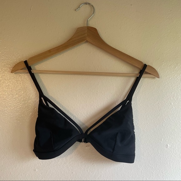 SWIM BUNDLE - 3 bikini bottoms and 1 top - Hollister and Aerie - All Size Small - Picture 2 of 16